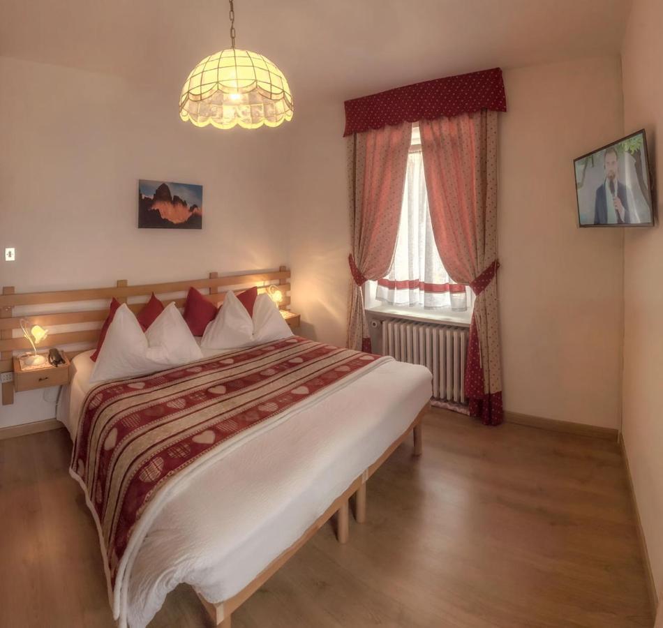 Hotel Garni Suisse San Martino Di Castrozza Εξωτερικό φωτογραφία