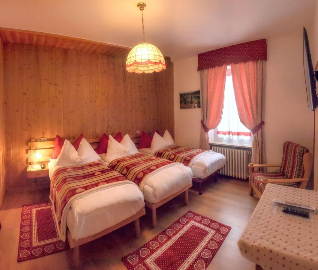 Hotel Garni Suisse San Martino Di Castrozza Εξωτερικό φωτογραφία